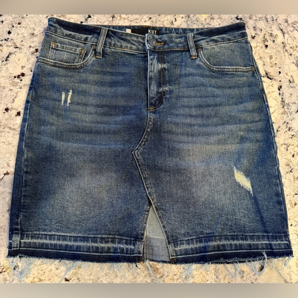 Women’s Kut from the Kloth Jean Skirt Size 10 like new